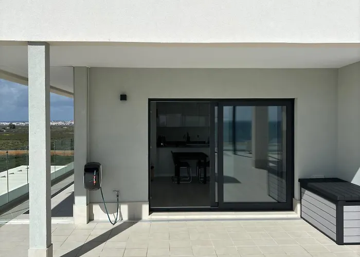 New Penthouse With Sunny Beach View